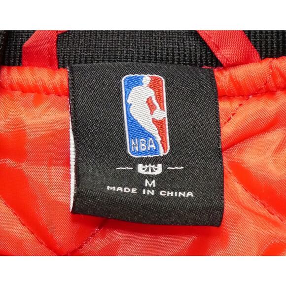 NEW CHICAGO BULLS SATIN RED NBA TEAM EMBROIDERED JACKET MSRP $125 - M - Picture 7 of 8